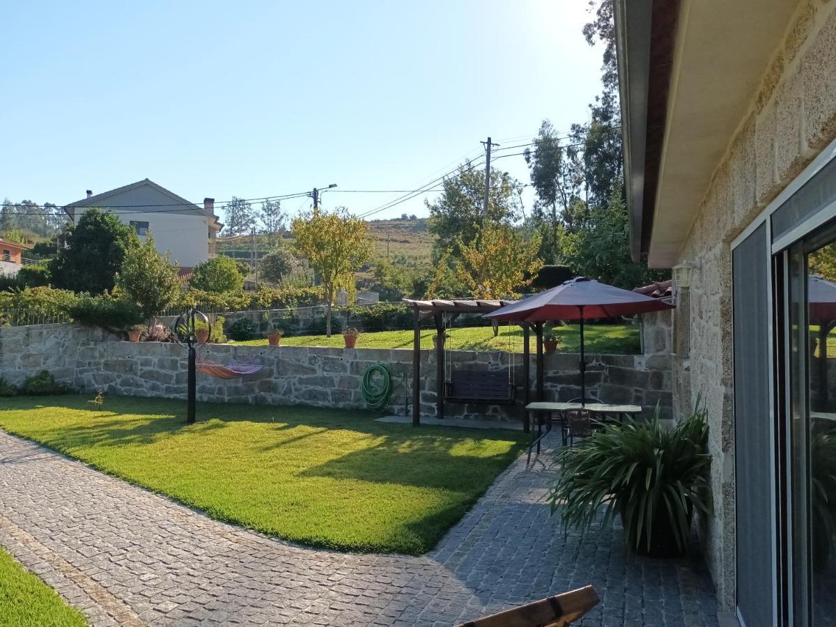 Villa Casa Da Rosinha - Minho, Portugal Arcos de Valdevez Esterno foto